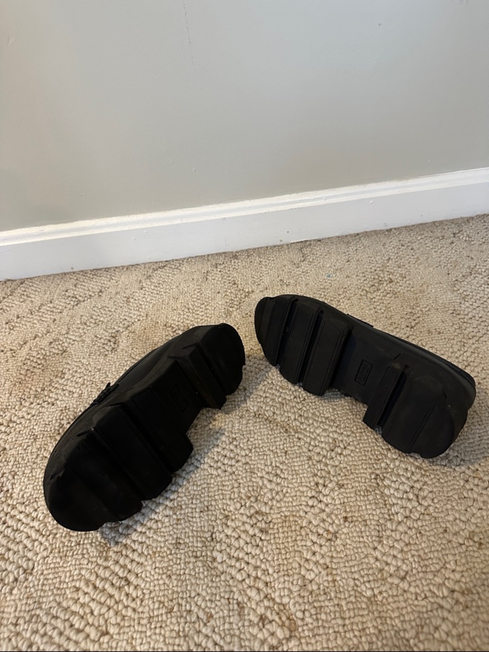 ALOHAS Black Platform Penny Loafers - Picture 4 of 4